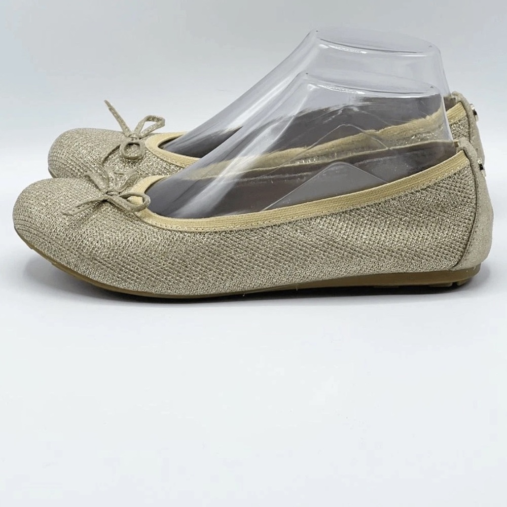 STUART WEIZMANN FANNIE BALLERINA Ballet Flats SIZE 2